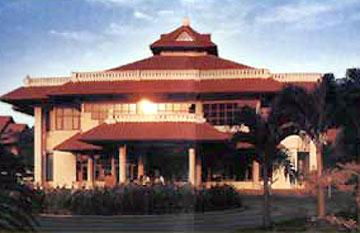 Equator Hotel Surabaia Exterior foto