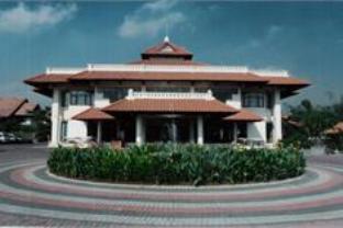Equator Hotel Surabaia Exterior foto
